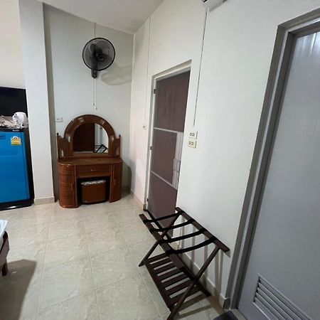Bunraksa Resort Kamphaeng Phet Buitenkant foto