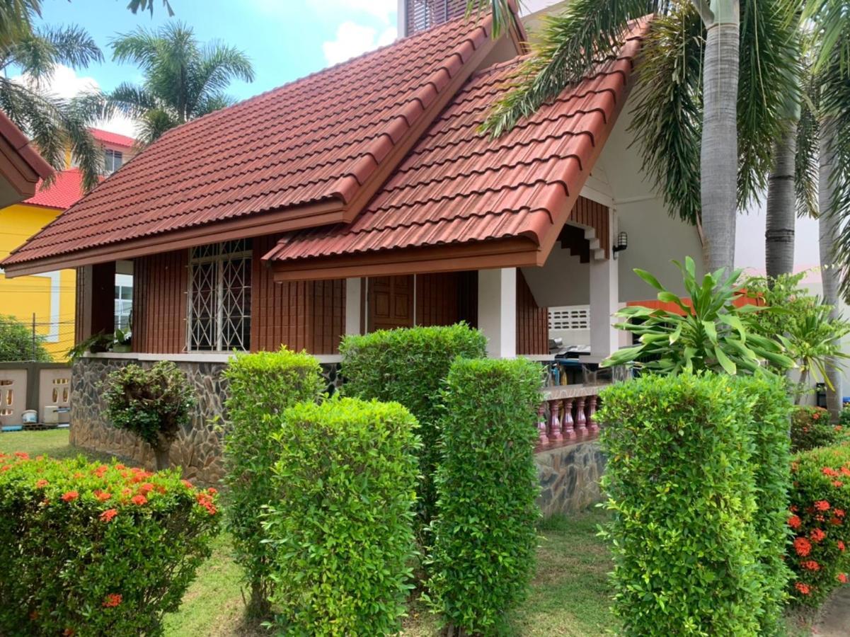 Bunraksa Resort Kamphaeng Phet Buitenkant foto