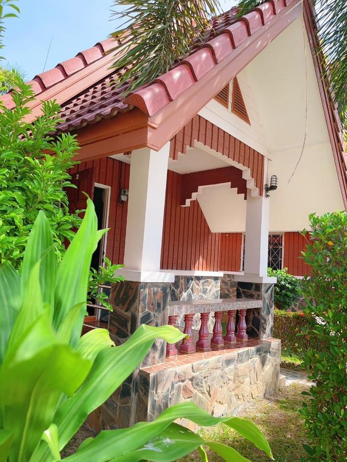 Bunraksa Resort Kamphaeng Phet Buitenkant foto