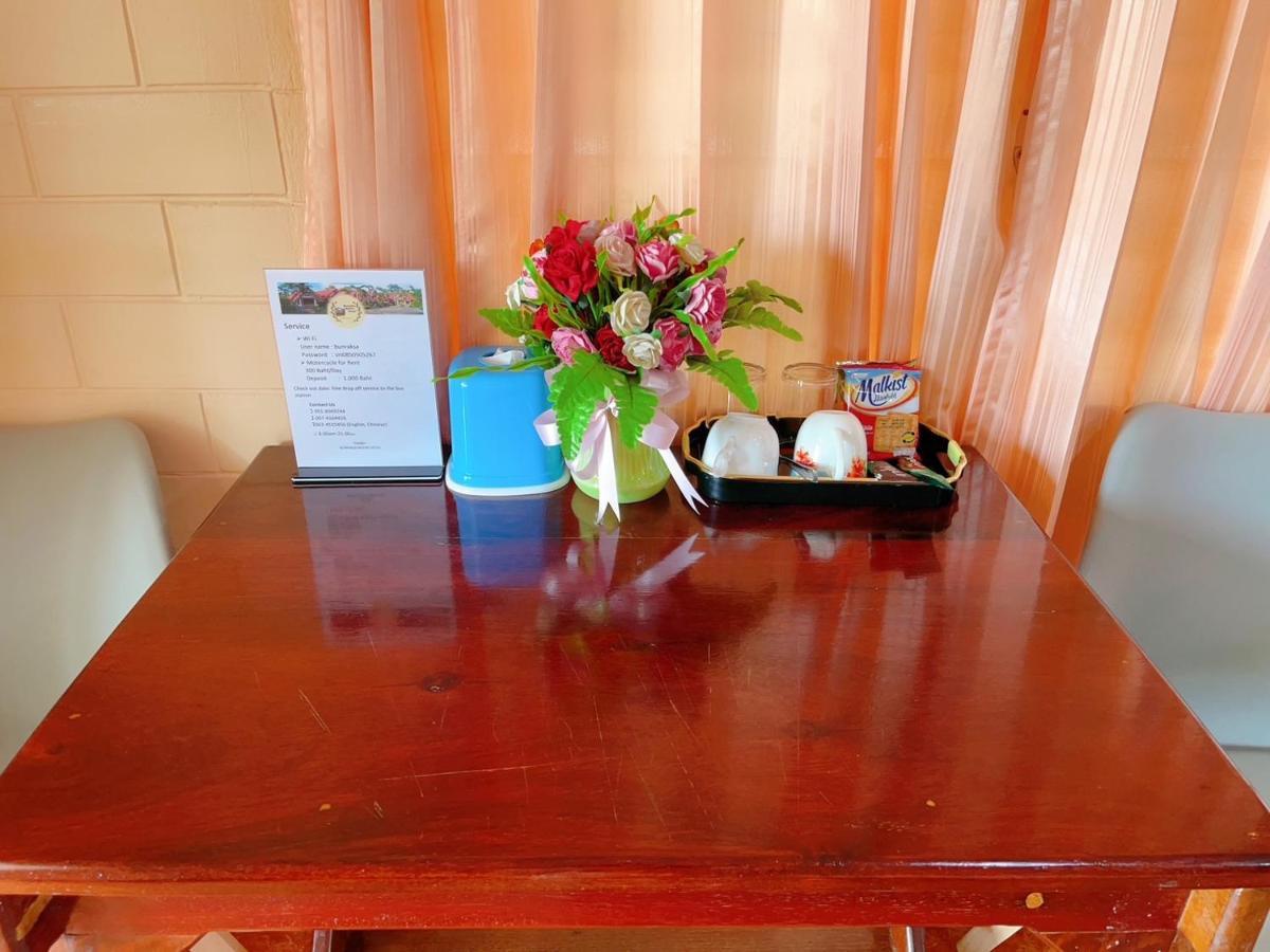 Bunraksa Resort Kamphaeng Phet Buitenkant foto
