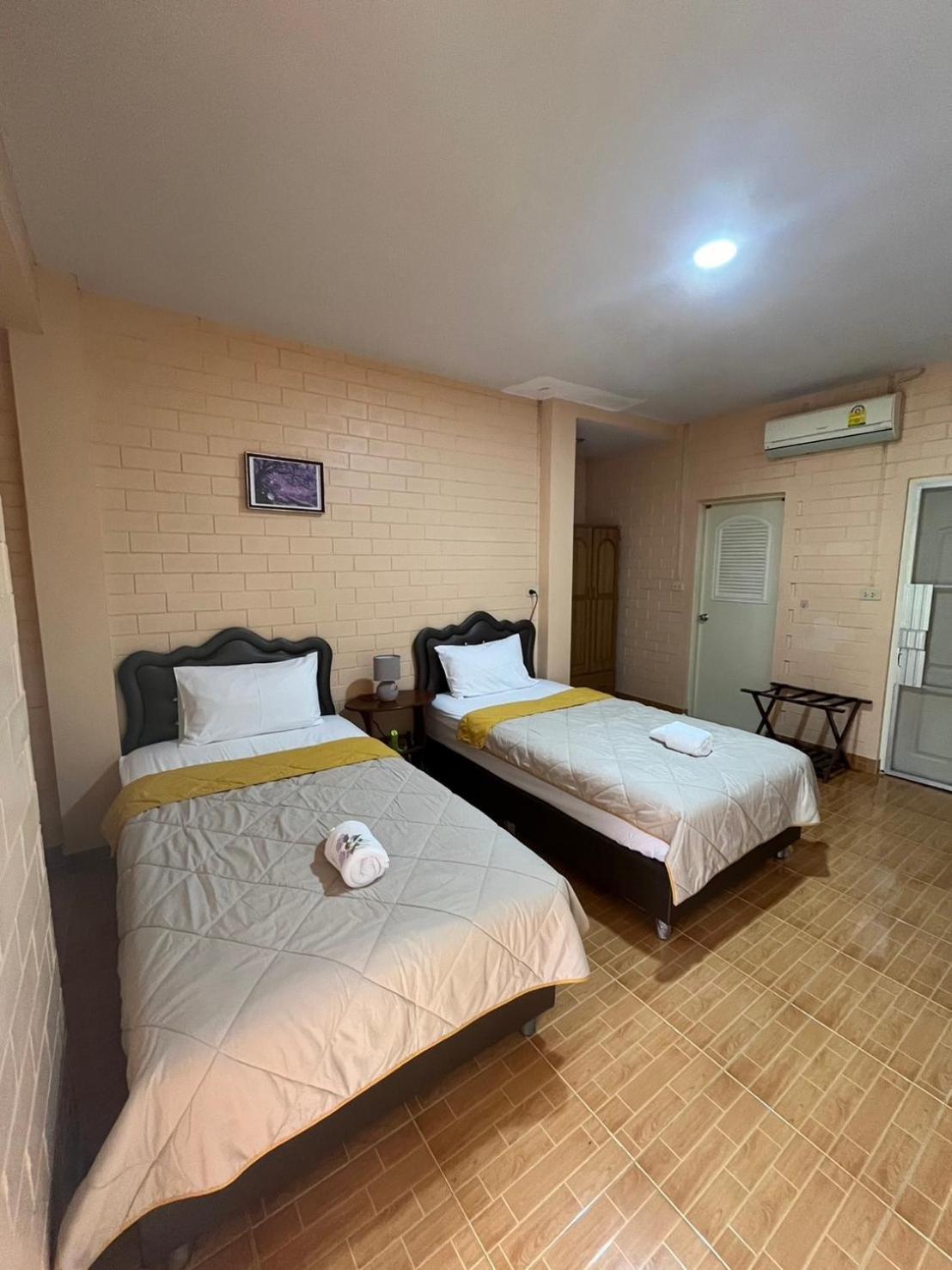Bunraksa Resort Kamphaeng Phet Buitenkant foto